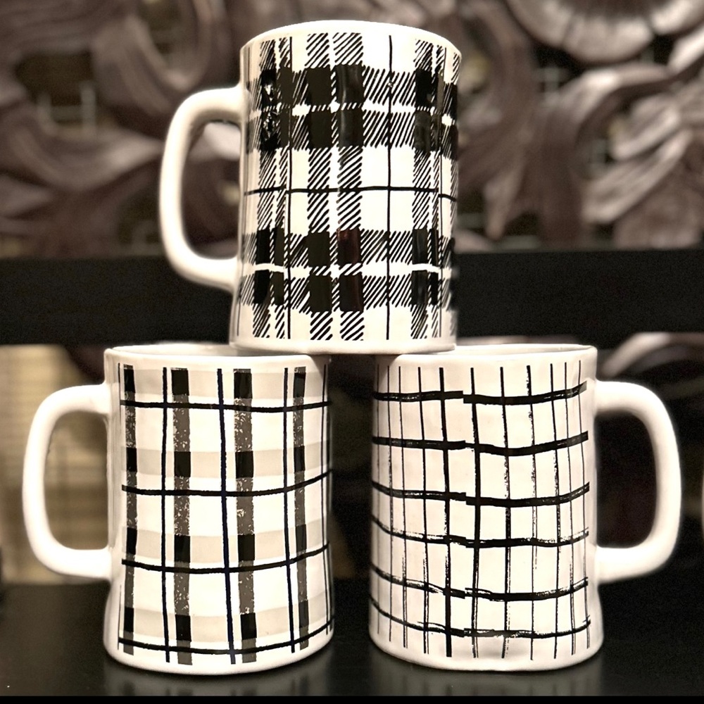 NEW Set of 6 Farmhouse Black & White Plaid Ceramic Coffee Tea Cups Mugs - Picture 3 of 15